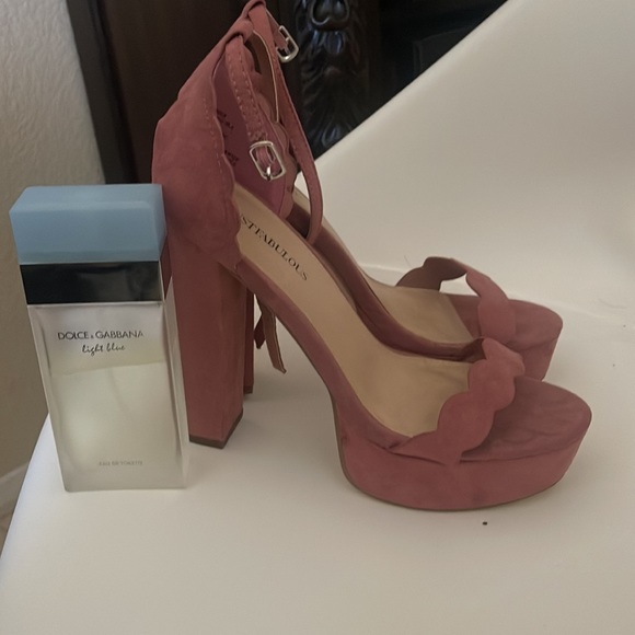 Pink platform heels, never worn too tall for me - Picture 5 of 5